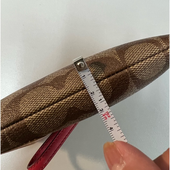 COACH Signature Canvas With Disco Patches. NWOT - Picture 16 of 16